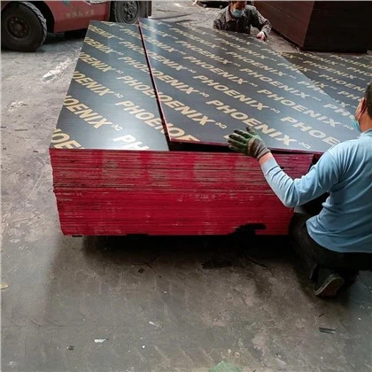 Αδιάβροχο κόντρα πλακέ λεύκας θαλάσσιο κόντρα πλακέ 18mm ταινία αντιμετώπισε κόντρα πλακέ για την κατασκευή